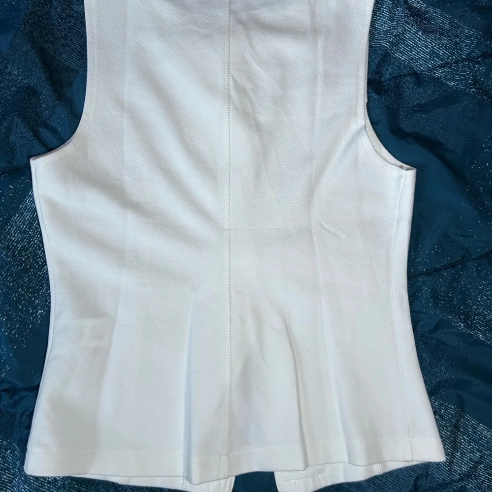 Zara White Top with Gold Button V neck vest size M - Picture 7 of 11